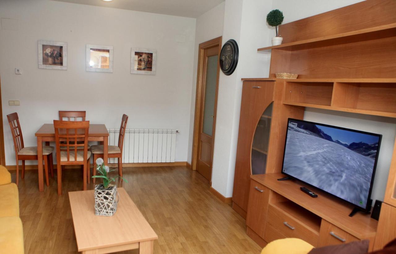 Apartamento Castilla Las Navas Del Marques Ngoại thất bức ảnh