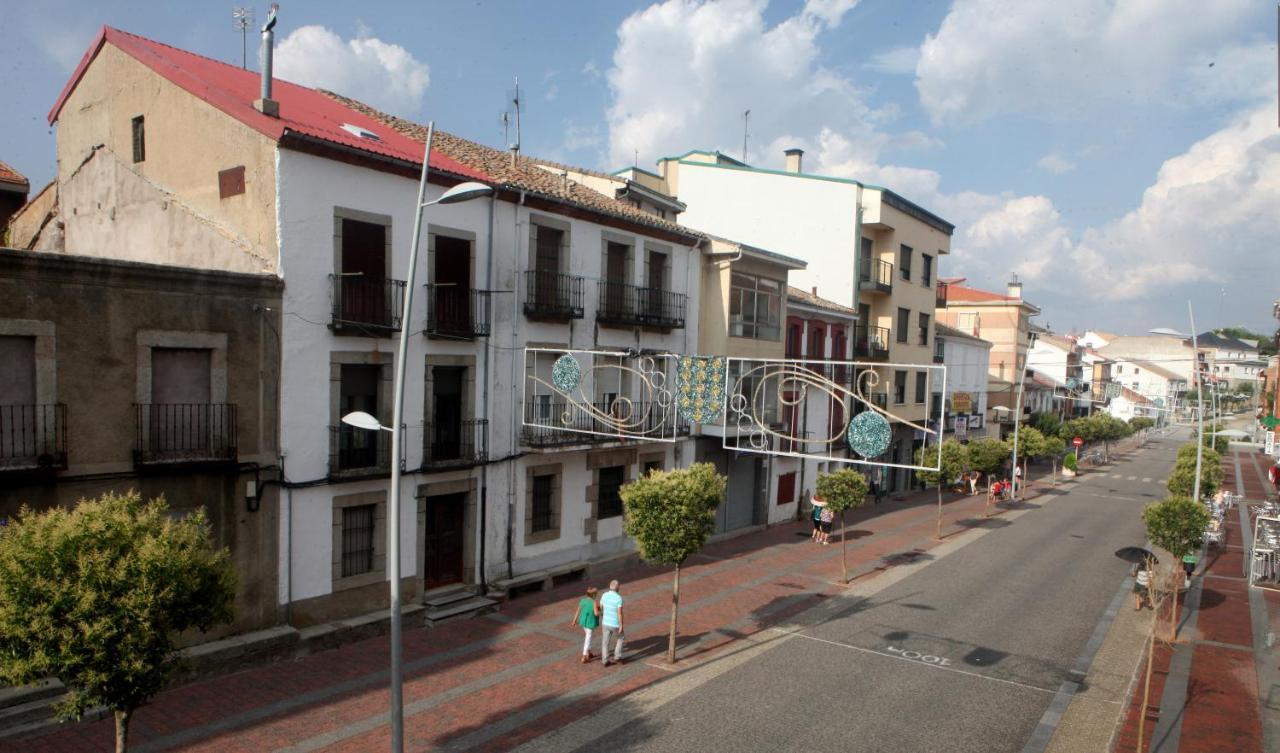 Apartamento Castilla Las Navas Del Marques Ngoại thất bức ảnh
